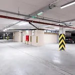 Villa Venecja Apartment Chwaliszewo With Free Garage City Center By Noclegi Renters